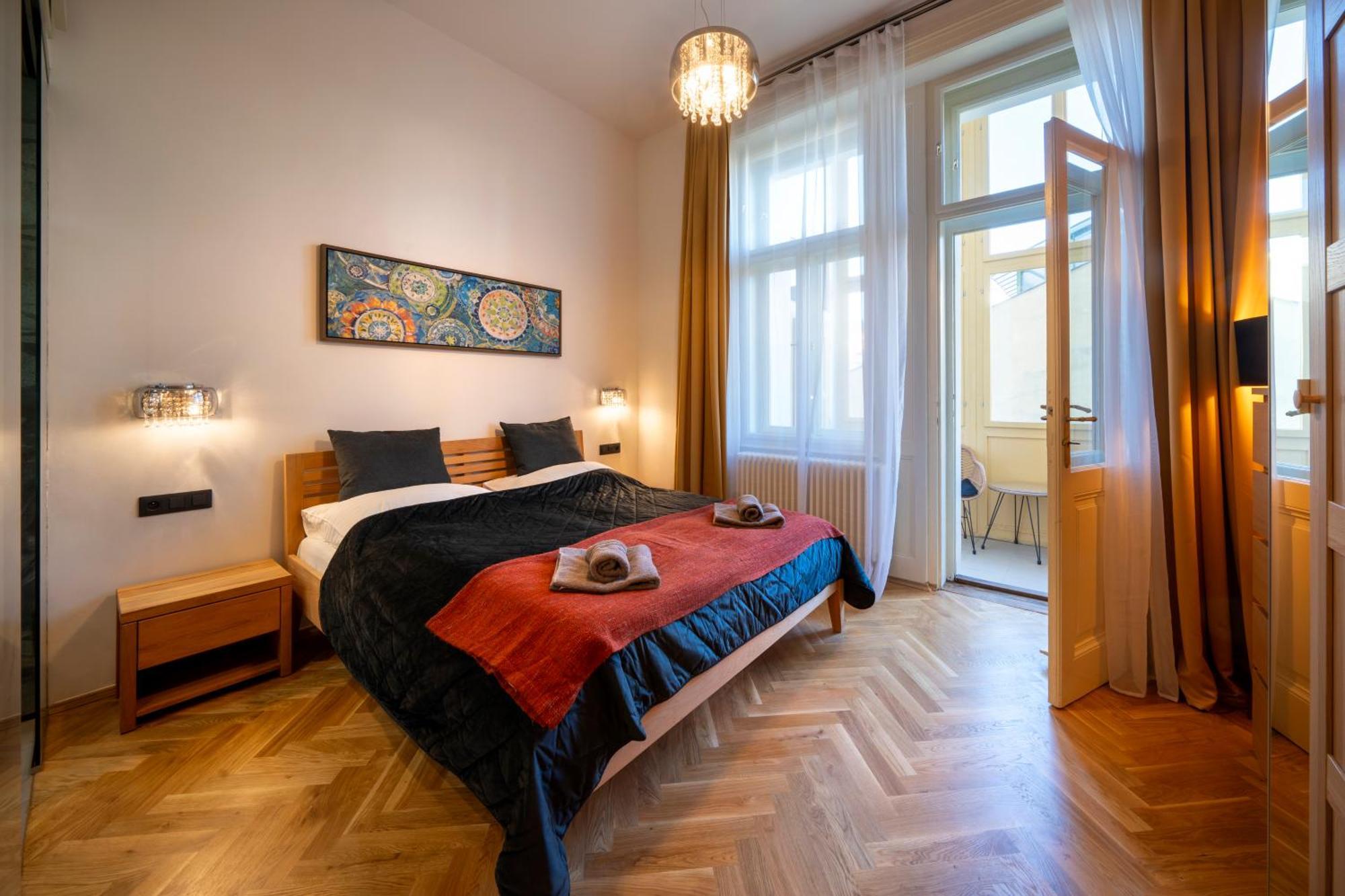 Old Town - Aparthotel Michalska Praha Bagian luar foto